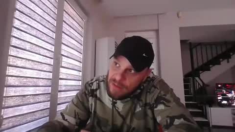 Snapshot of prollmaster1 chatting on 11.16.25 ProllMaster online show from 11.16.25