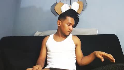 Snapshot of prometo23cm chatting on 04.23.26 Grande y Gruesa online show from 04.23.26