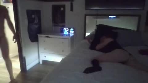 Snapshot of properfuct chatting on 10.28.25 Properfuct online show from 10.28.25