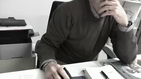 Snapshot of proplan chatting on 04.22.26 mature hairy guy online show from 04.22.26