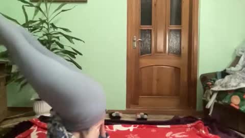 Snapshot of proud_sweet_21 chatting on 02.18.26 proud sweet 21 online show from 02.18.26