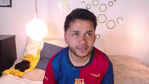 Adris  Juan online show from 10.13.25