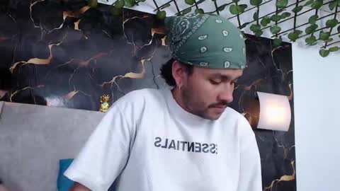 Adris  Juan online show from 02.21.26