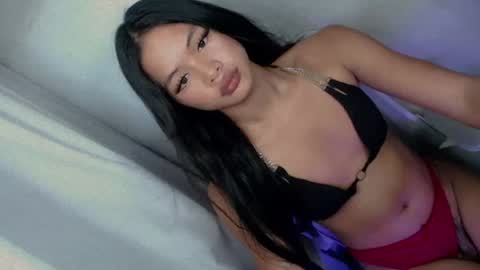 Snapshot of prtty_dapar chatting on 06.15.26 hi follow me its ALTHEA online show from 06.15.26