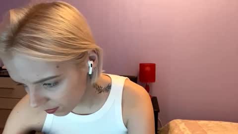 Scarlet online show from 01.10.26