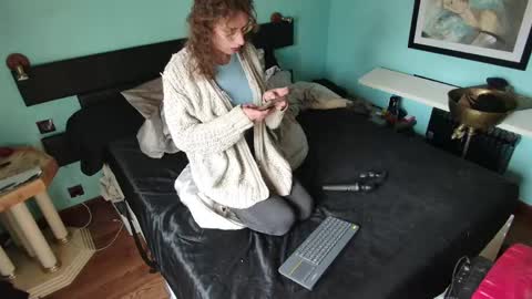 Snapshot of prxscillia_tx chatting on 04.17.26 prxscillia_tx online show from 04.17.26