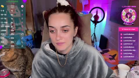 Queen of Pain online show from 12.19.24