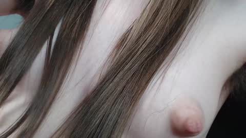 Snapshot of psychegirl chatting on 12.16.24 psychegirl online show from 12.16.24