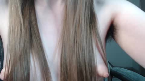 Snapshot of psychegirl chatting on 03.08.25 psychegirl online show from 03.08.25