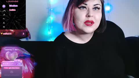 Snapshot of psychobitch69 chatting on 02.19.25 OlivePsy online show from 02.19.25