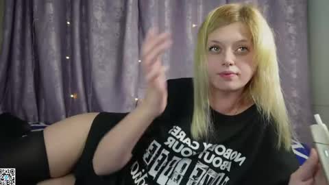 Nayaa Nay 3 online show from 04.12.26