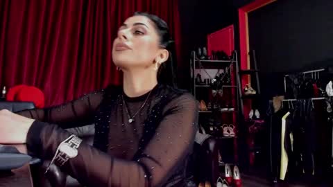 MissPuffyLove online show from 02.24.25