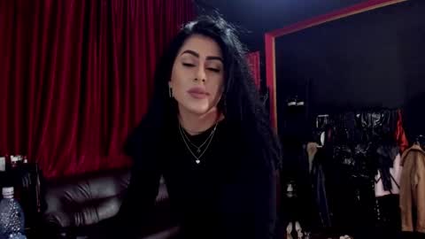 MissPuffyLove online show from 09.19.25