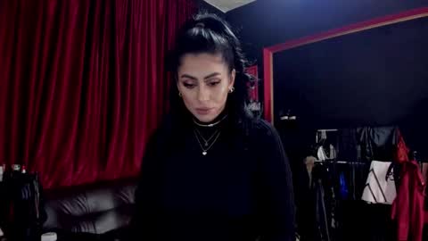 MissPuffyLove online show from 10.16.25