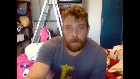 Snapshot of pug2222 chatting on 12.04.24 pug2222 online show from 12.04.24