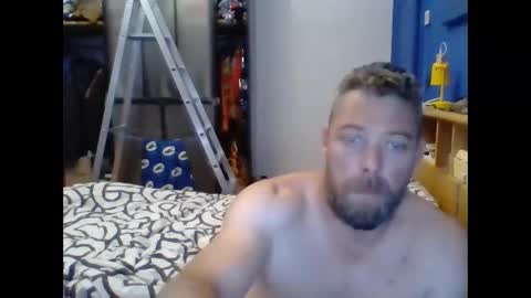 Snapshot of pug2222 chatting on 09.15.25 pug2222 online show from 09.15.25