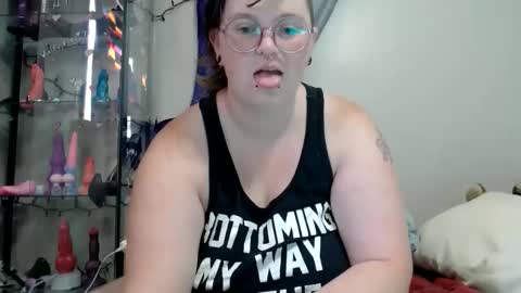 Snapshot of pupghostt chatting on 06.11.26 PupGhostt online show from 06.11.26