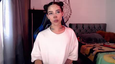 Cris online show from 10.21.25