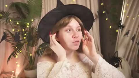 constant schedule Wednesday  Friday  Saturday  Sunday  The Rosemarie online show from 10.30.25