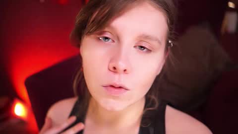 constant schedule Wednesday  Friday  Saturday  Sunday  The Rosemarie online show from 02.14.26