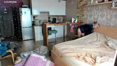 Katty online show from 10.21.25