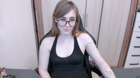 Snapshot of pureheartt chatting on 02.01.25 I am Mila online show from 02.01.25