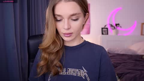 Snapshot of purple_baby chatting on 02.04.25 Sasha  wait you here 6 of November. will celebrate my B- day online show from 02.04.25