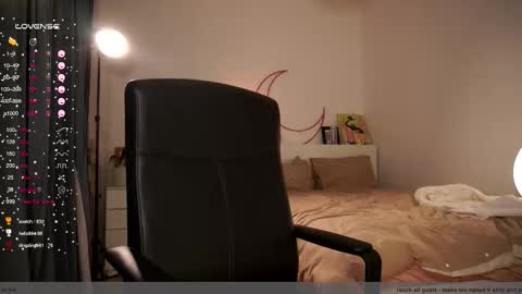 Snapshot of purple_baby chatting on 10.29.25 Sasha  wait you here 6 of November. will celebrate my B- day online show from 10.29.25