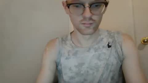 Snapshot of purple_swaggin_420 chatting on 01.14.25 purple_swaggin_420 online show from 01.14.25