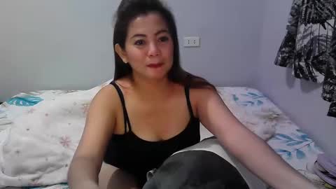 Snapshot of purpledust06 chatting on 02.07.25 Athena online show from 02.07.25