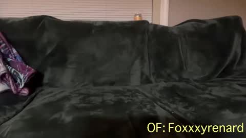 Snapshot of pussandtoots chatting on 11.26.25 pussandtoots online show from 11.26.25