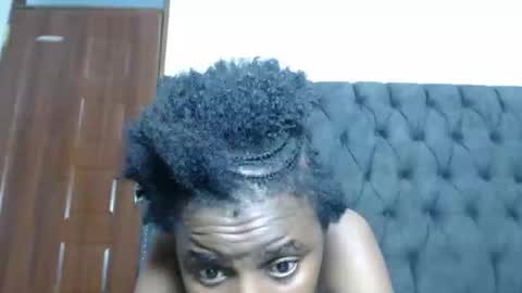 Snapshot of pussie_tightte chatting on 02.19.26 pussie_tightte online show from 02.19.26