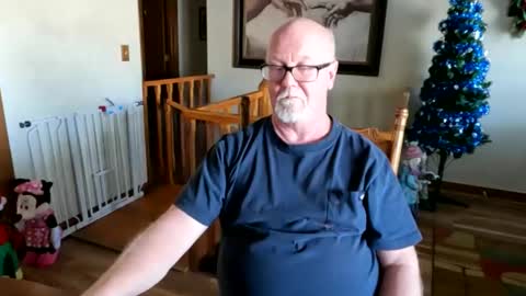 Snapshot of pussylover1365 chatting on 02.17.25 pussylover1365 online show from 02.17.25