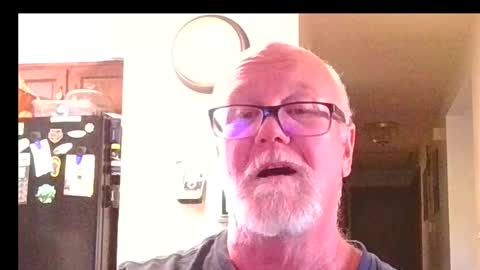 Snapshot of pussylover1365 chatting on 09.18.25 pussylover1365 online show from 09.18.25