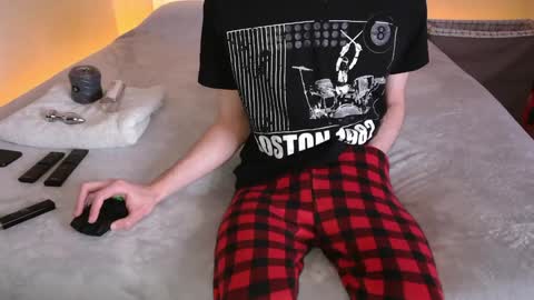 pussylover2182 online show from 12.28.24