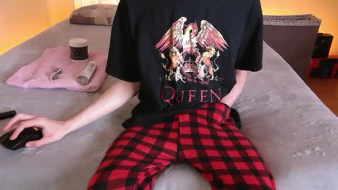 pussylover2182 online show from 12.29.24