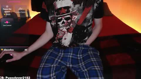 pussylover2182 online show from 11.29.25