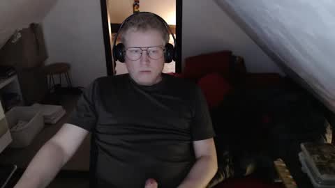 pussylovercb online show from 04.16.26