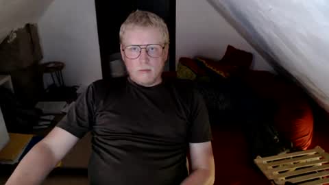 Snapshot of pussylovercb chatting on 06.28.26 pussylovercb online show from 06.28.26