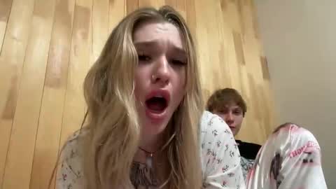 Lina online show from 09.23.25