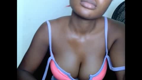 pussyxwetx online show from 11.19.25