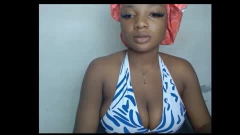 Snapshot of pussyxwetx chatting on 06.06.26 pussyxwetx online show from 06.06.26