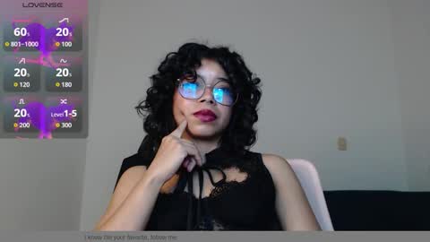 Izumi online show from 10.17.25