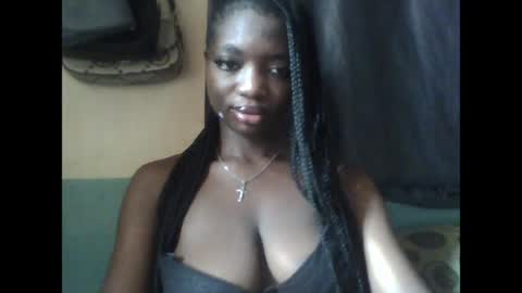 Snapshot of pweedy_ora chatting on 06.08.26 ora online show from 06.08.26