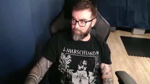 Snapshot of pyroxen chatting on 12.18.25 Yog Sothoth online show from 12.18.25
