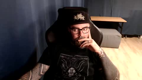 Snapshot of pyroxen chatting on 05.02.26 Yog Sothoth online show from 05.02.26