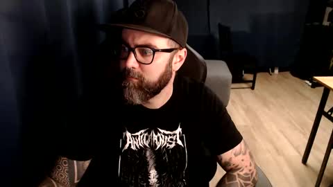 Snapshot of pyroxen chatting on 05.16.26 Yog Sothoth online show from 05.16.26