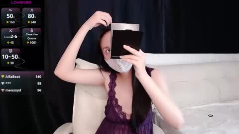 qianqian_ online show from 02.25.25