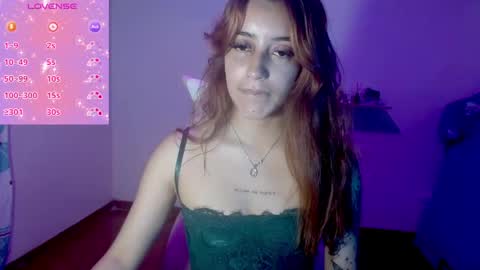 Snapshot of quee_tiana chatting on 05.07.26 your princess online show from 05.07.26