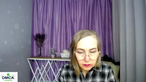 Snapshot of queen_a_n_i chatting on 04.21.26 A N I Ill be here on December 1st online show from 04.21.26